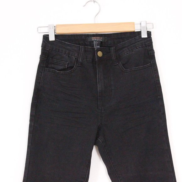 *Forever 21 Contemporary Black Slight Flare Frayed Hem aJeans with Chain Detail - Picture 6 of 7